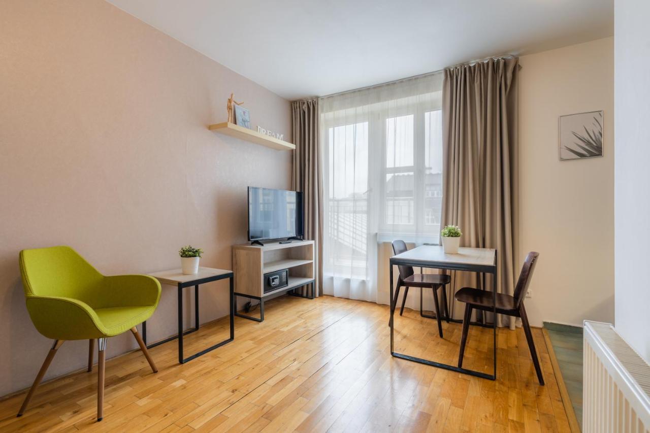EA ApartHotel Melantrich Praga Esterno foto