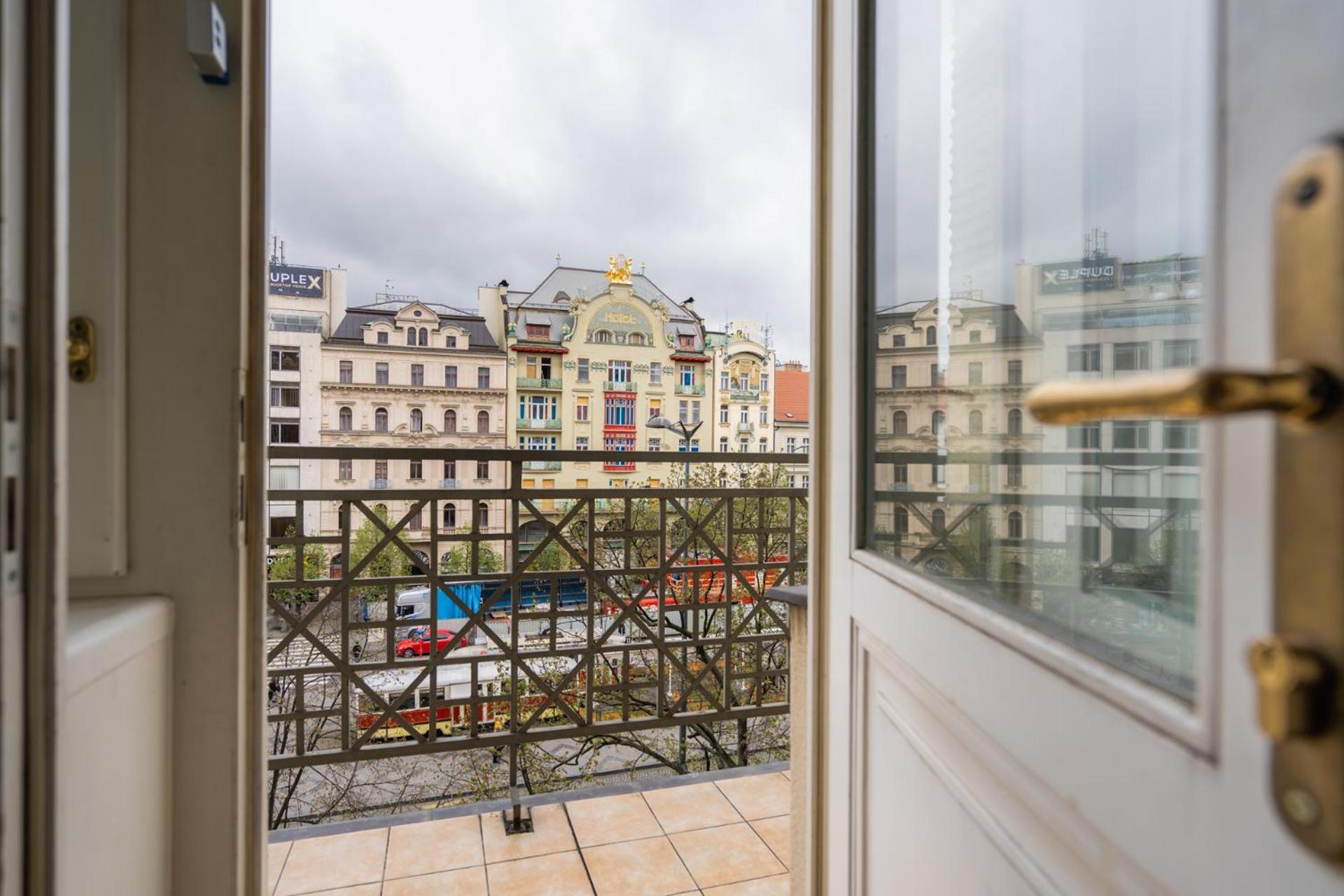 EA ApartHotel Melantrich Praga Esterno foto
